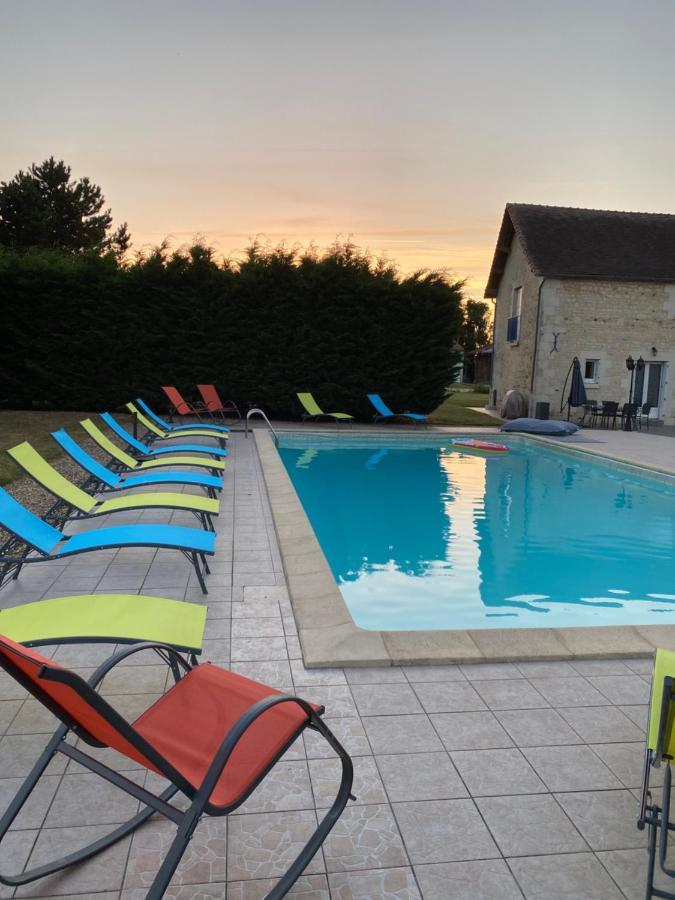 Kourline Villalunoterie Futuroscope Piscine Spa Oyre Buitenkant foto